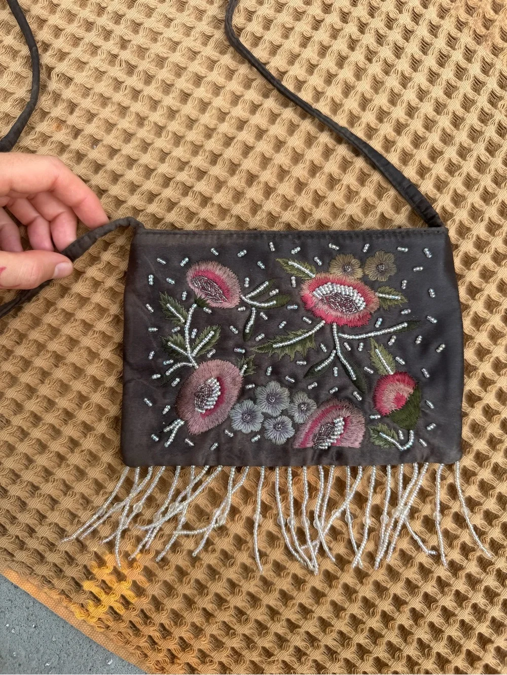 Vintage Embroidered Floral Beaded Fringe Crossbody Bag - Brown